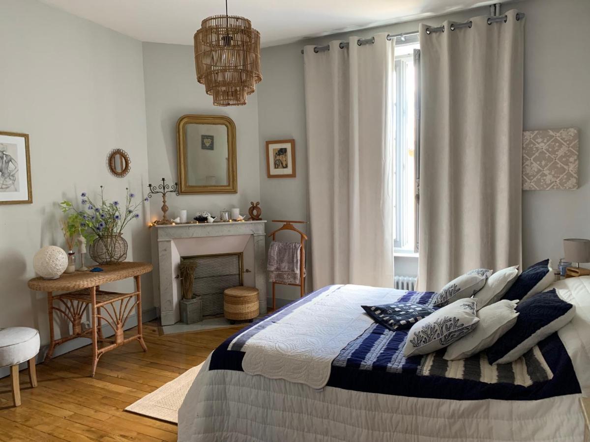 La Terrasse De Compostelle T3 Chic, Charme, Cosy Apartment Saint-Leonard-de-Noblat Exterior photo
